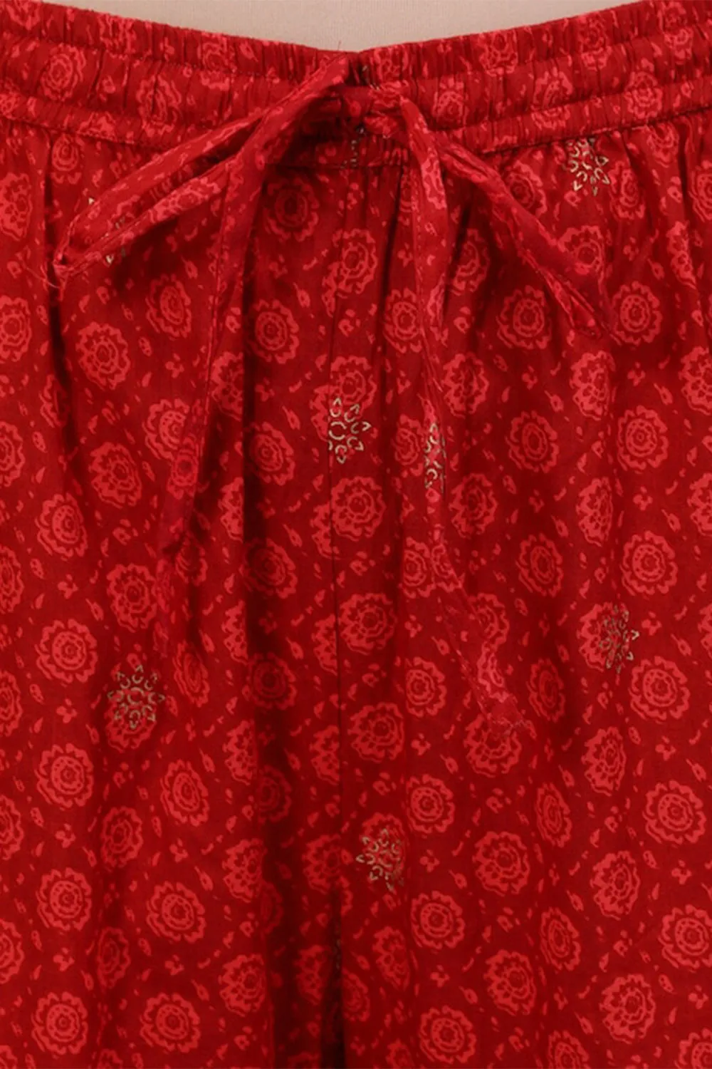 Ishin Women Maroon Bandhani Embroidered Kurta Set
